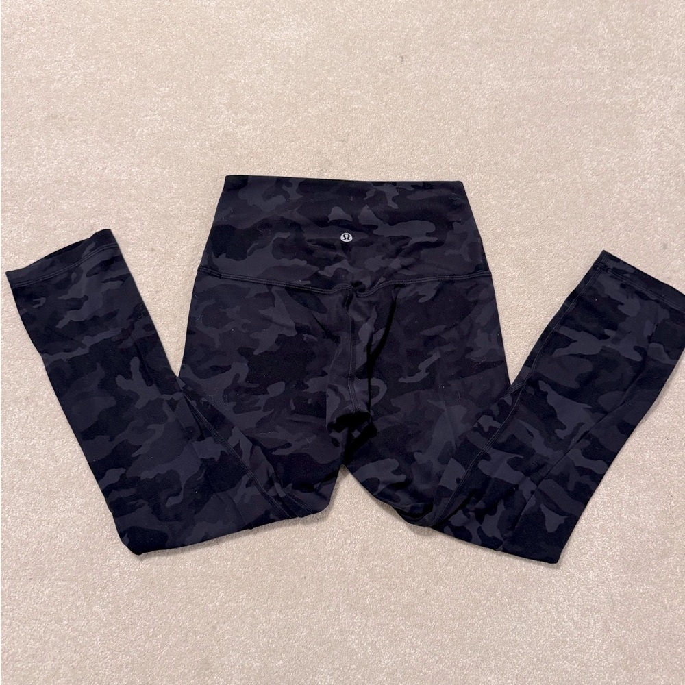 Black and gray camo lululemon align leggings size 4. 25 inch length